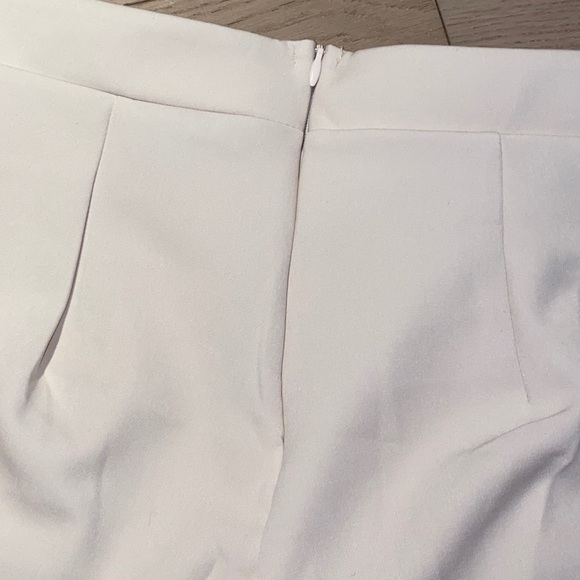 Pants - Picture 4 of 4